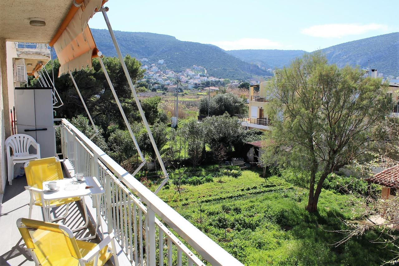 Apartment Sea View In Front Of The Beach Of Agia Marina Porto Rafti Exterior photo