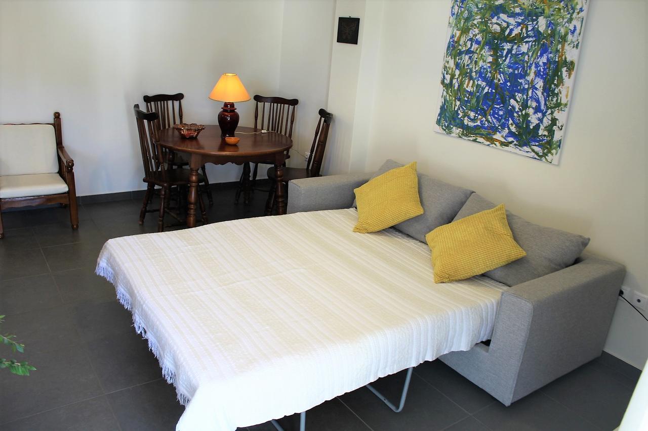 Apartment Sea View In Front Of The Beach Of Agia Marina Porto Rafti Exterior photo